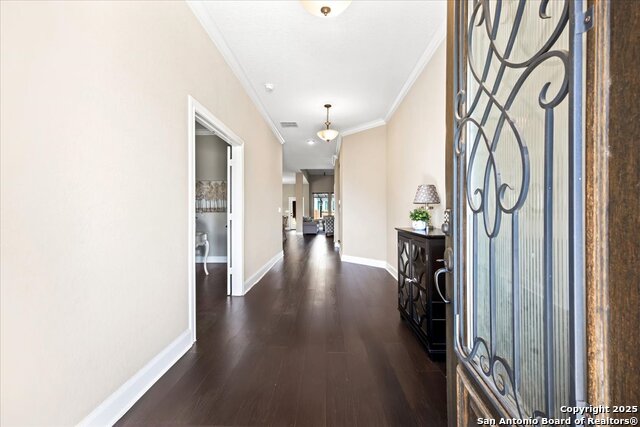 Image 5 of 64 For 2022 Wilby Ln