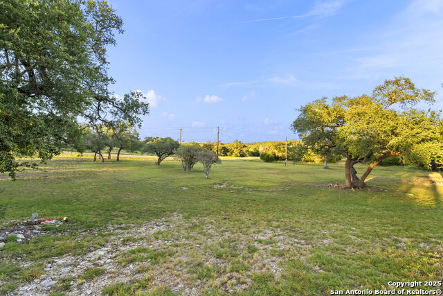 Image 36 of 48 For 198 Sabinas Creek Ranch Rd