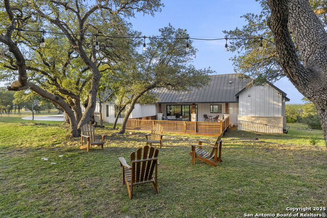 Image 38 of 48 For 198 Sabinas Creek Ranch Rd