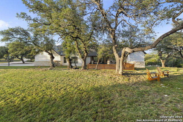 Image 40 of 48 For 198 Sabinas Creek Ranch Rd