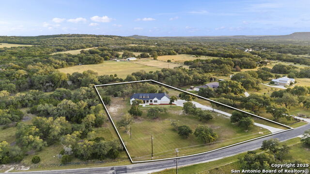 Image 45 of 48 For 198 Sabinas Creek Ranch Rd