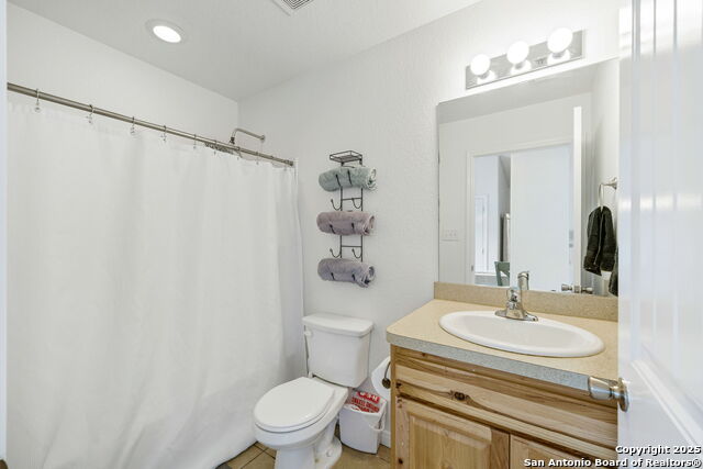 Image 23 of 26 For 2720 Golf Drive