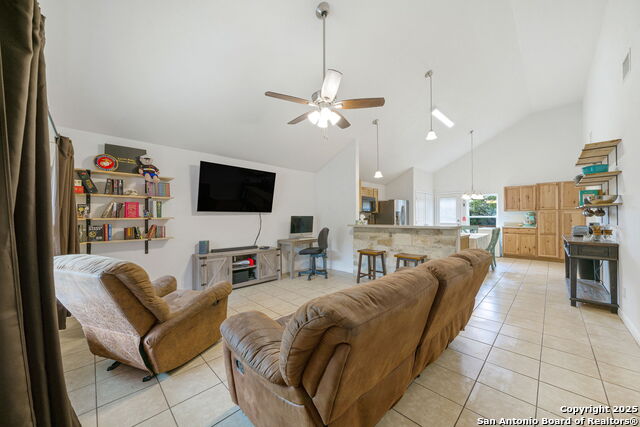 Image 3 of 26 For 2720 Golf Drive