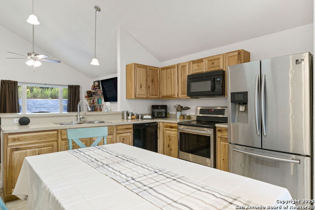 Image 5 of 26 For 2720 Golf Drive