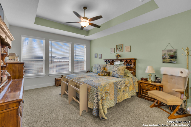 Image 29 of 47 For 929 Rench