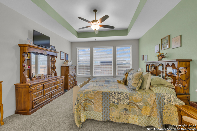 Image 30 of 47 For 929 Rench