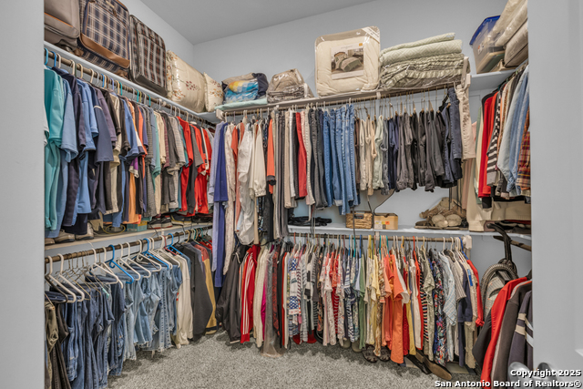 Image 34 of 47 For 929 Rench