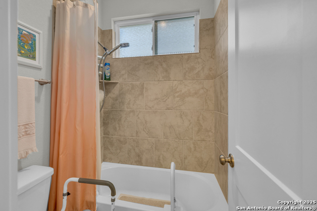 Image 38 of 47 For 929 Rench