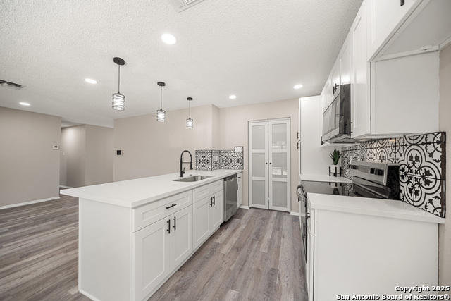 Image 13 of 43 For 7110 Spring Drops