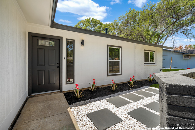 Image 2 of 43 For 7110 Spring Drops