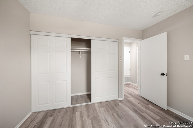 Image 26 of 43 For 7110 Spring Drops