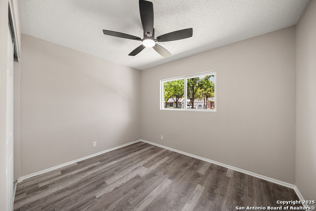 Image 27 of 43 For 7110 Spring Drops