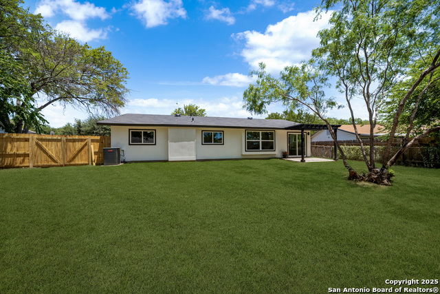 Image 36 of 43 For 7110 Spring Drops