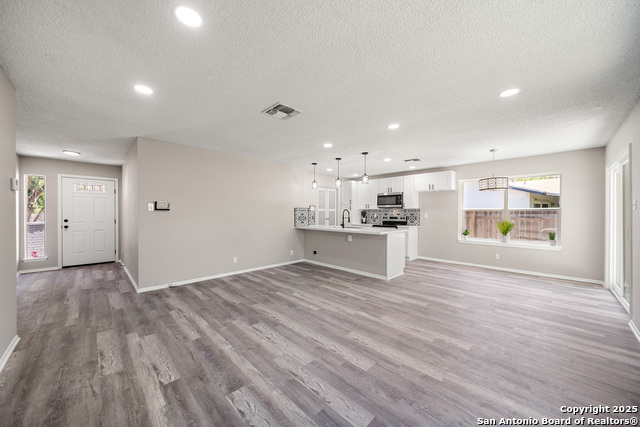 Image 8 of 43 For 7110 Spring Drops