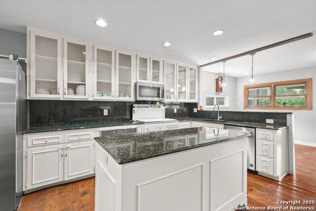 Image 8 of 27 For 135 Corona Avenue