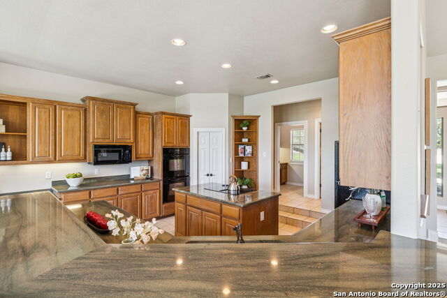 Image 21 of 64 For 24434 Blanco Rd