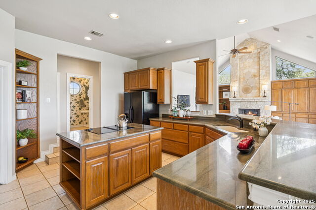 Image 22 of 64 For 24434 Blanco Rd