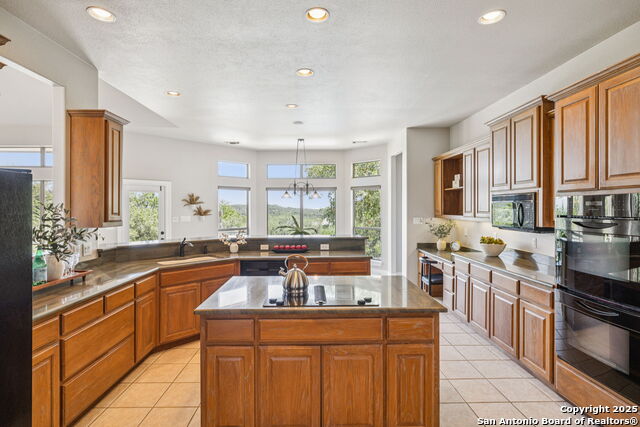 Image 24 of 64 For 24434 Blanco Rd