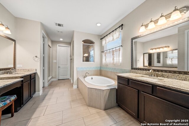 Image 15 of 39 For 2465 Kookaburra