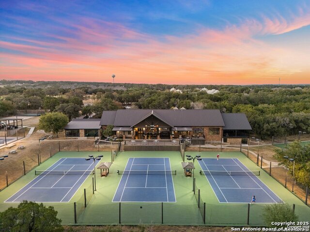 Image 32 of 39 For 2465 Kookaburra