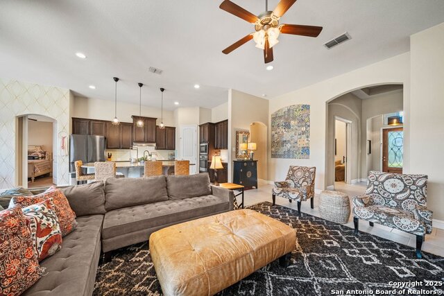 Image 7 of 39 For 2465 Kookaburra