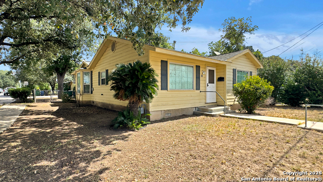 Details for 565 Division, San Antonio, TX 78214