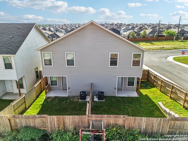 Image 9 of 11 For 7549 Briarwood