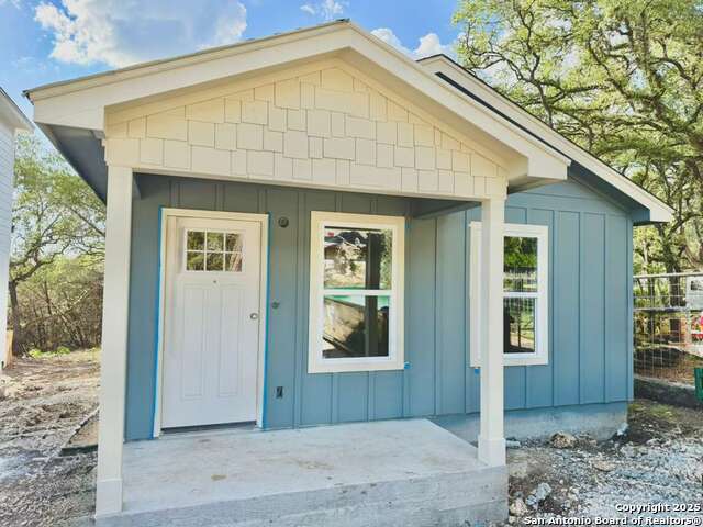 Details for 709 Burr Oak, Canyon Lake, TX 78133