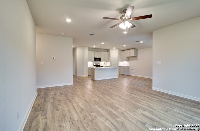 Image 7 of 20 For 235 Red Arrow