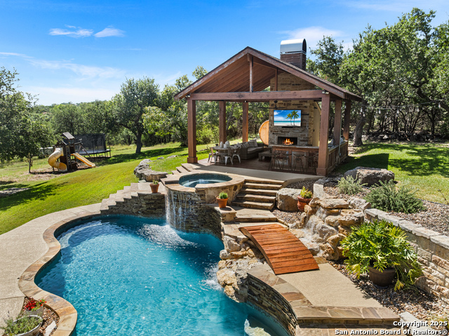 Image 2 of 54 For 875 Shepherds Ranch