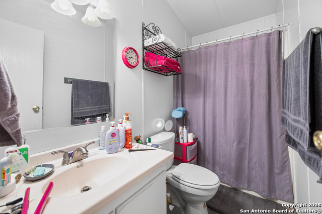 Image 11 of 21 For 23805 Hackberry Point