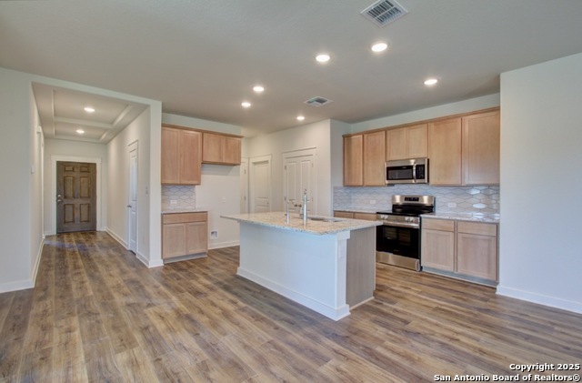 Image 2 of 23 For 225 Red Arrow