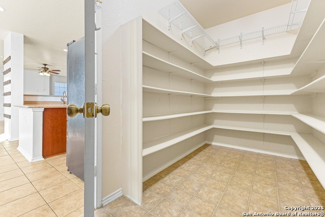 Image 13 of 30 For 7114 Avery Rd