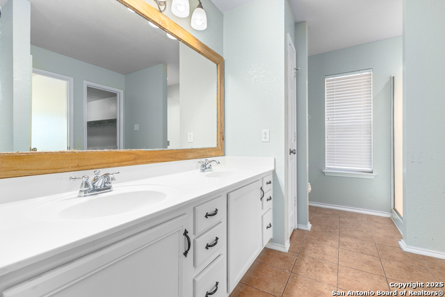 Image 21 of 30 For 7114 Avery Rd
