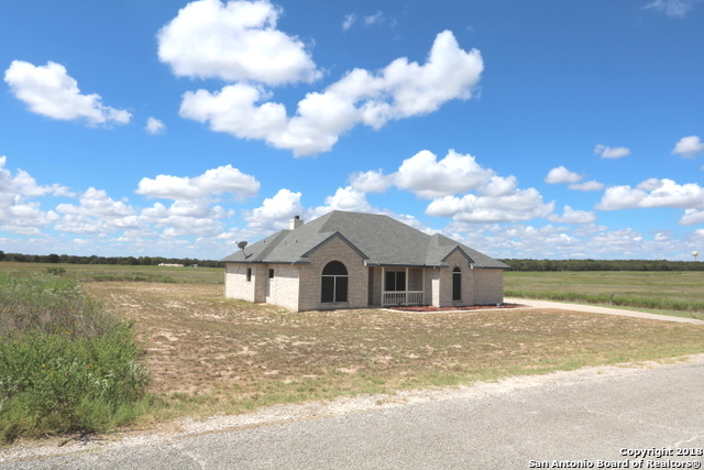Details for 113 Turnberry Drive, La Vernia, TX 78121