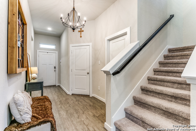 Image 13 of 25 For 14822 Maverick Ave
