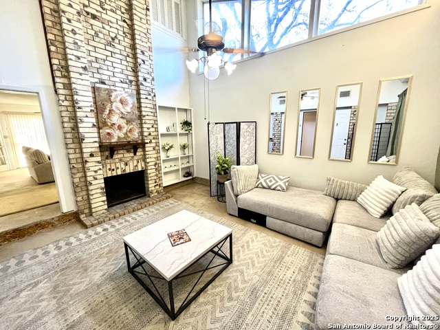 Image 4 of 18 For 12339 Capeswood