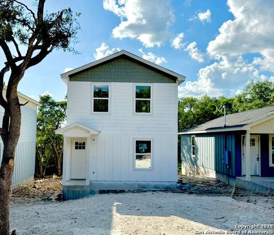 Details for 701 Burr Oak, Canyon Lake, TX 78133
