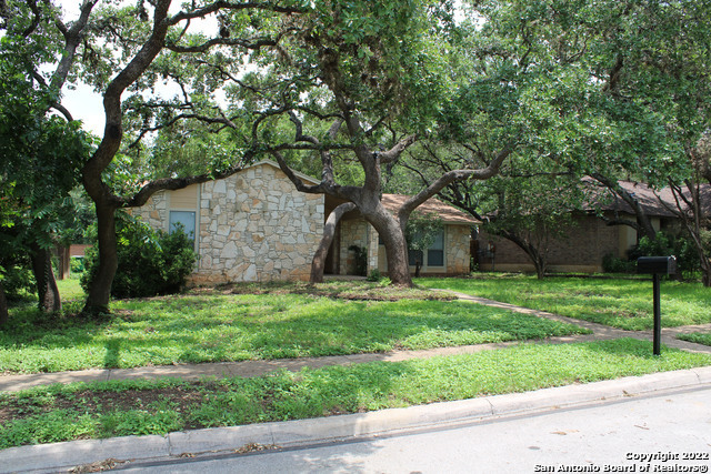 Image 2 of 25 For 13730 Pebble Oak Dr