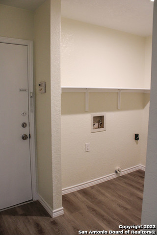 Image 23 of 25 For 13730 Pebble Oak Dr