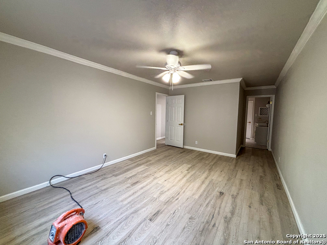 Image 13 of 19 For 14417 Waddesdon Bluff