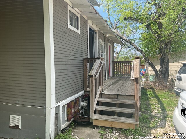 Image 10 of 11 For 519 Hammond Ave.