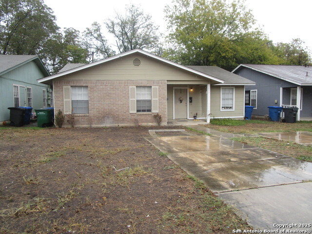 Details for 1815 Olmos Dr W 2, San Antonio, TX 78201
