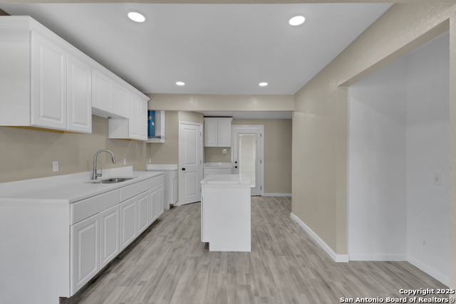 Image 11 of 30 For 1050 Nw 38th St