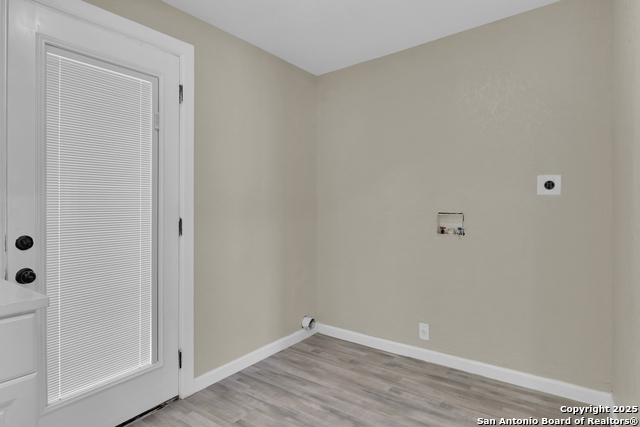 Image 15 of 30 For 1050 Nw 38th St