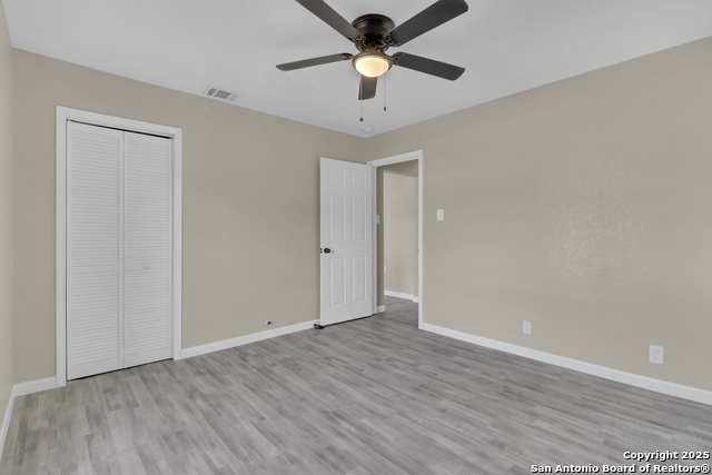 Image 17 of 30 For 1050 Nw 38th St