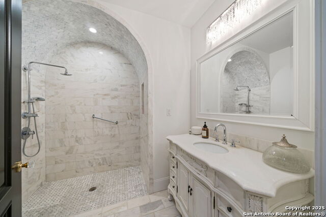Listing photo id 14 for 26315 Ralph Fair Rd