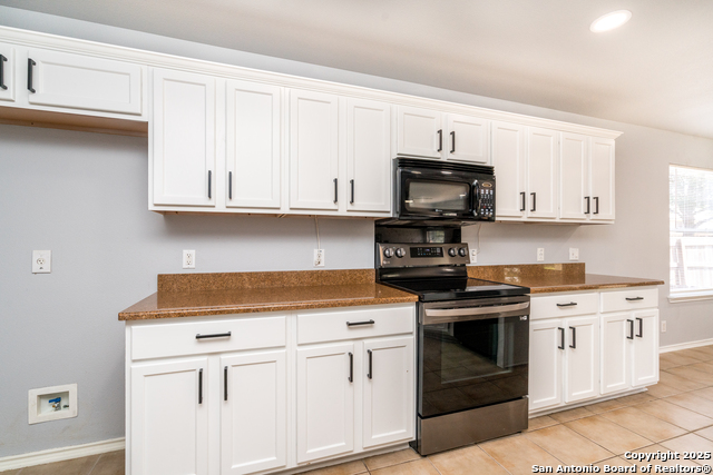 Image 18 of 60 For 9439 Anderson Way