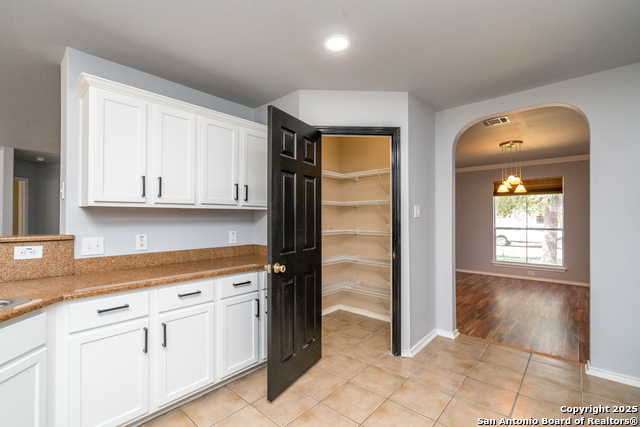Image 19 of 60 For 9439 Anderson Way