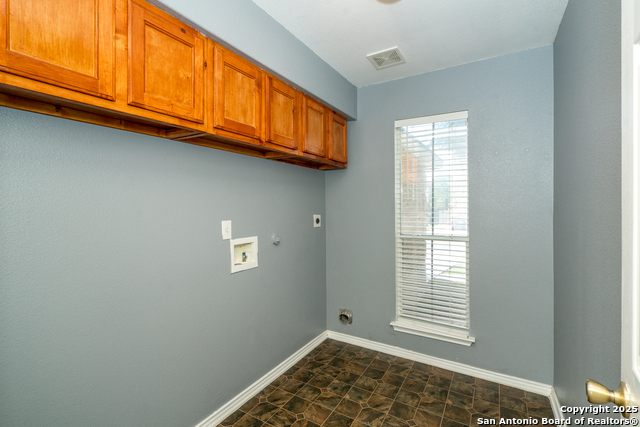 Image 34 of 60 For 9439 Anderson Way
